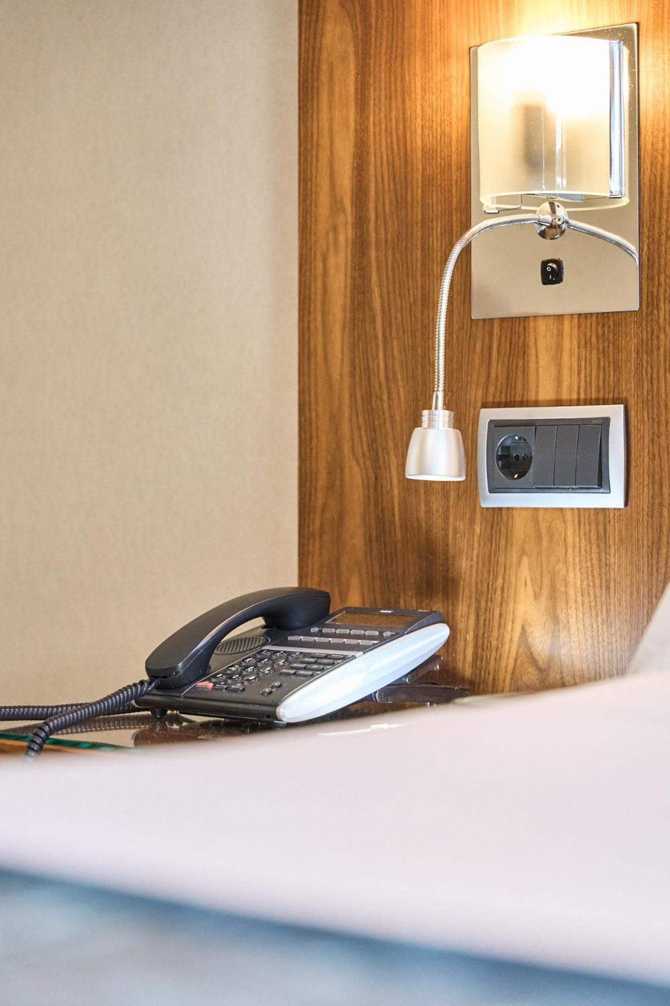 Vp Jardin De Recoletos Otel Madrid Dış mekan fotoğraf